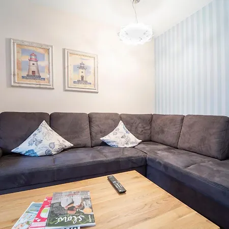 Ferienwohnpark Amselweg 26 * Kellenhusen